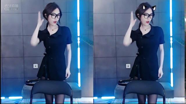 虎牙 清妍 眼睛 书 制服 好好学习 虎牙斗鱼女主播福利视频私人订制 虎牙 清妍 眼睛 书 制服 好好学习 虎牙斗鱼女主播福利视频私人订制
