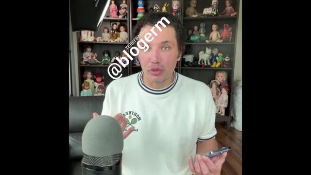Бабулькин тип лица! рустам солнцев про свою престарелую жену пипоньку #сша #идиот #бабка Бабулькин тип лица! рустам солнцев про свою престарелую жену пипоньку #сша #идиот #бабка