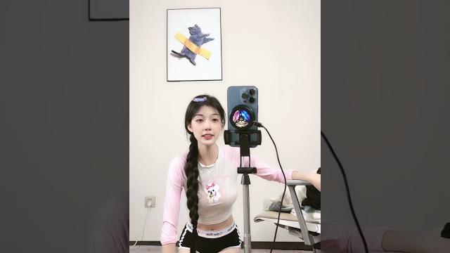 兮兮好饿哦 230306 004240 兮兮好饿哦 230306 004240