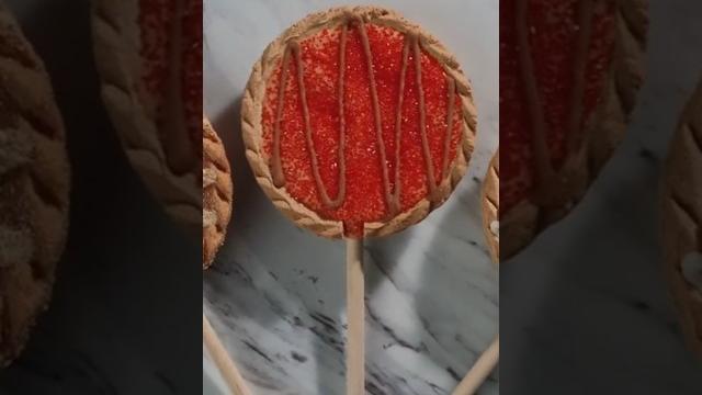 You won't believe this lollipop You won't believe this lollipop