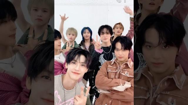 내 우주는 전부 #nctdream #love_me_right #smtown2025 @nctdream 내 우주는 전부 #nctdream #love_me_right #smtown2025 @nctdream