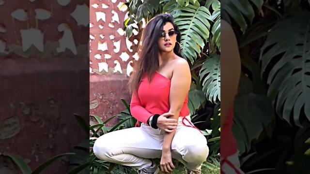 Beautiful girl's hot status #hot_status#viralreels # #youtubeshorts#bigbank #haryanvistatus#shots Beautiful girl's hot status #hot_status#viralreels # #youtubeshorts#bigbank #haryanvistatus#shots