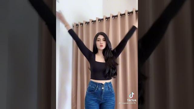 Asupan tiktok tante semok part1 #shorts Asupan tiktok tante semok part1 #shorts
