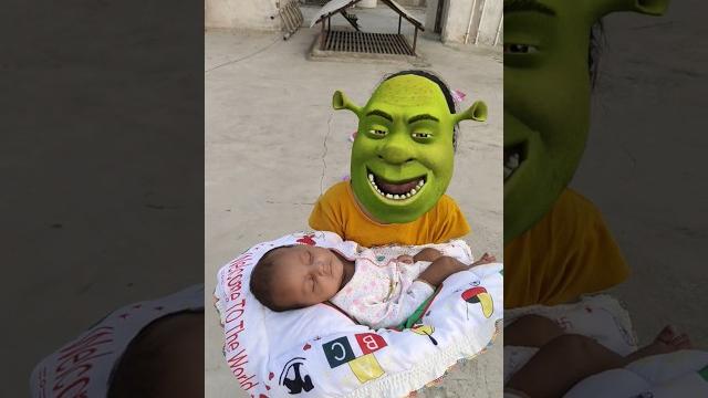 Banna adhar adhar pag melo #funny #youtubeshorts Banna adhar adhar pag melo #funny #youtubeshorts