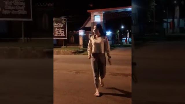 Cewek michat bukan? Cewek michat bukan?