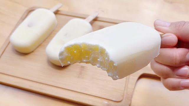 在家做奶香浓郁的牛奶小布丁雪糕,不用打发,没有冰渣丝滑好吃【爱做饭的多多妈】 在家做奶香浓郁的牛奶小布丁雪糕,不用打发,没有冰渣丝滑好吃【爱做饭的多多妈】