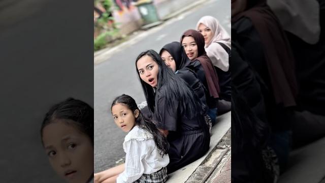 Liat cowok ganteng #trending #shortvideo Liat cowok ganteng #trending #shortvideo