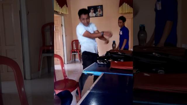 Goyang hot artis indonesia Goyang hot artis indonesia