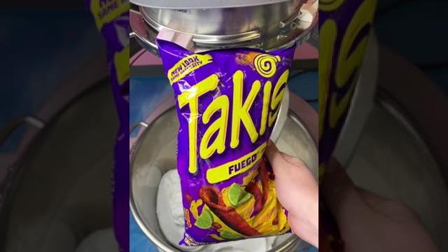 I stole her takis and made a slime! I stole her takis and made a slime!