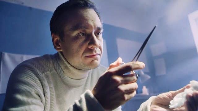 Талантливый хирург после тюрьмы вернулся в родное село! доктор иванов. все сезоны подряд! Талантливый хирург после тюрьмы вернулся в родное село! доктор иванов. все сезоны подряд!
