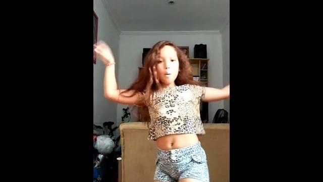 Dançando blá blá blá Dançando blá blá blá