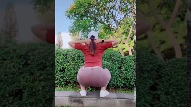 Tante girang pengen ngewek... Tante girang pengen ngewek...