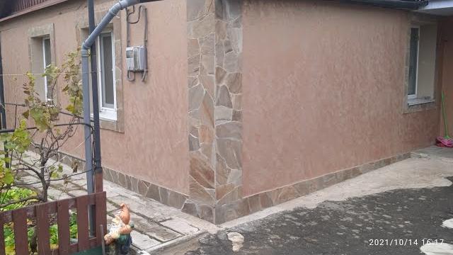 Шикарный фасад дома из плиточного клея своими руками Шикарный фасад дома из плиточного клея своими руками