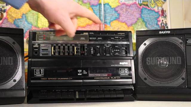 Редкая винтажная магнитола sanyo m804sr Редкая винтажная магнитола sanyo m804sr