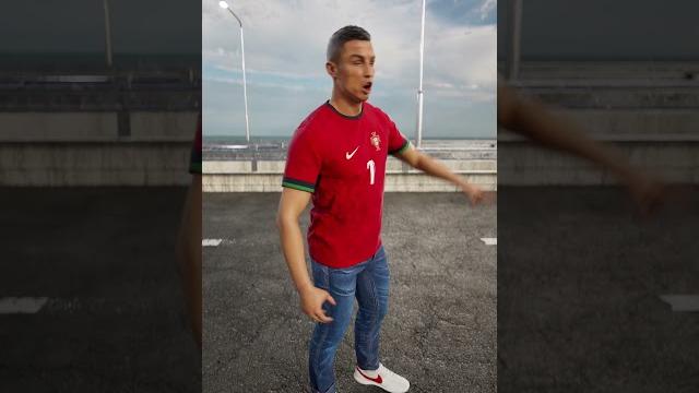 Ronaldo jumps over his ishowspeed lamborghini Ronaldo jumps over his ishowspeed lamborghini