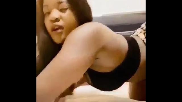 Twerk queen, twerks nasty naked twerks Twerk queen, twerks nasty naked twerks