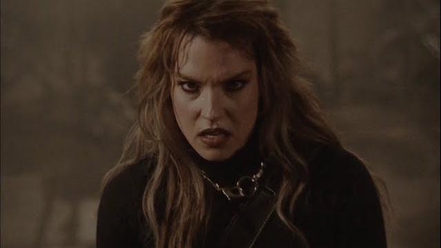 Halestorm - everest (official music video) Halestorm - everest (official music video)