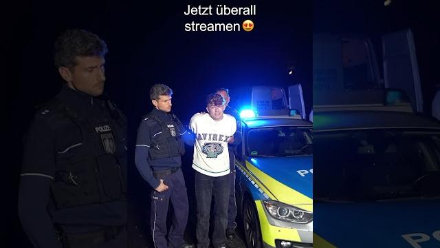 Jetzt überall streamen️ | lewinray #shorts Jetzt überall streamen️ | lewinray #shorts