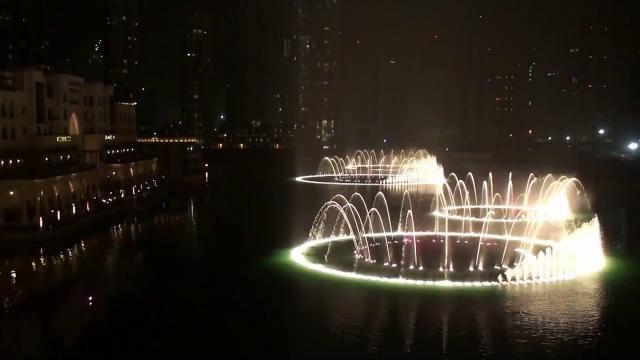 Самый красивый танцующий фонтан в мире. дубаи. Самый красивый танцующий фонтан в мире. дубаи.