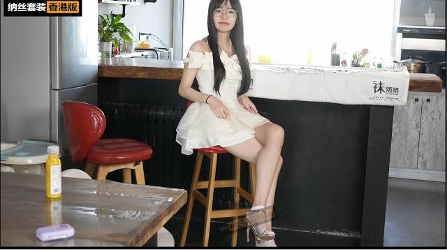 4k 袜啵啵 小甜豆高跟鞋短白丝裸足纱裙润足(剪辑版) 4k 袜啵啵 小甜豆高跟鞋短白丝裸足纱裙润足(剪辑版)