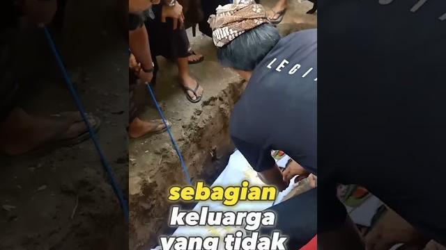Prosesi pemakaman masyarakat hindu di bali Prosesi pemakaman masyarakat hindu di bali