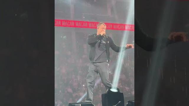 Российский рэпер макан разогрел 12 тысяч зрителей перед выступлением своего коллеги tyga#tyga #макан Российский рэпер макан разогрел 12 тысяч зрителей перед выступлением своего коллеги tyga#tyga #макан