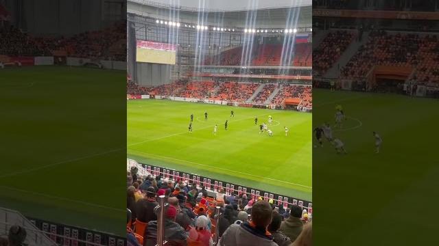 Урал и акрон Урал и акрон