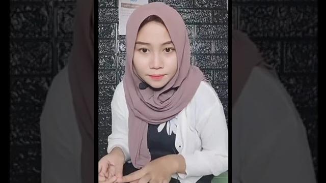Cewek jilbab ketat tembem Cewek jilbab ketat tembem