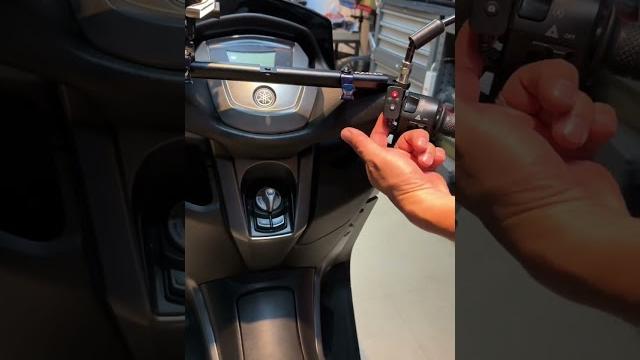 Nmax 安裝行車記錄器 Nmax 安裝行車記錄器