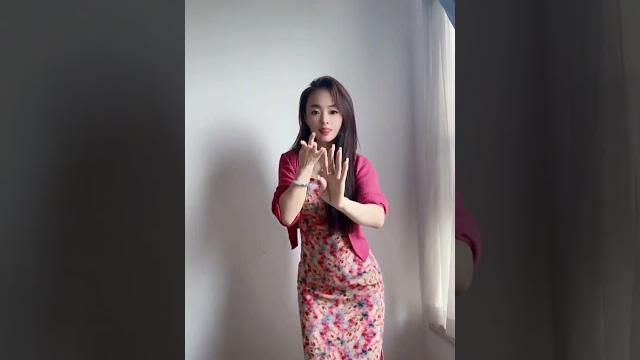 哈哈,没有文案,以后我带你们跳广场舞可好,零基础学舞蹈 哈哈,没有文案,以后我带你们跳广场舞可好,零基础学舞蹈