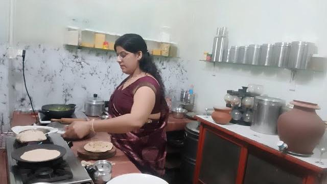 Saree vlog desi housewife full day busy routine in saree wear//cleaning vlog //cooking vlog... Saree vlog desi housewife full day busy routine in saree wear//cleaning vlog //cooking vlog...
