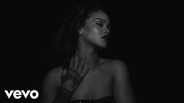 Rihanna - kiss it better (explicit) Rihanna - kiss it better (explicit)