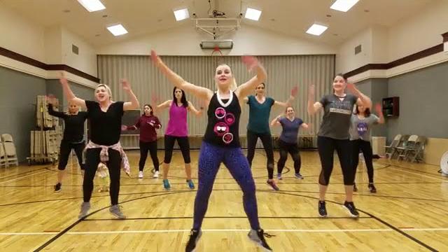 Zumba with ashtynn- "waka waka" (it's time for africa) Zumba with ashtynn- "waka waka" (it's time for africa)