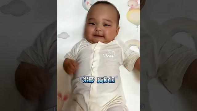 快来听听,个月的宝宝已经可以叫出自己的名字了,还问候姨姨们好 爸爸带娃 人类幼崽的礼貌瞬间 快来听听,个月的宝宝已经可以叫出自己的名字了,还问候姨姨们好 爸爸带娃 人类幼崽的礼貌瞬间