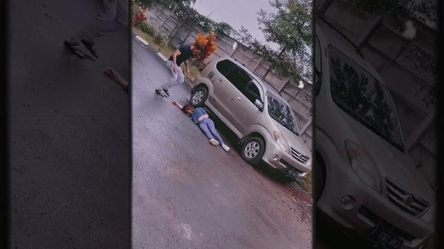 Kasihan frislly jatuh waktu syuting Kasihan frislly jatuh waktu syuting