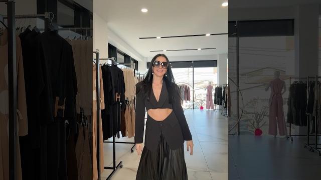 Chic spring outfit ideas #blackoutfit #fashiontips #styling #ootd #fyp #fashionland #springoutfit Chic spring outfit ideas #blackoutfit #fashiontips #styling #ootd #fyp #fashionland #springoutfit