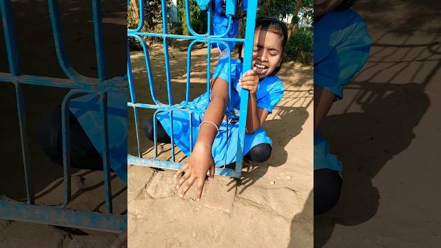 Hena ki nautanki #funny #short #viral #video #subscribe Hena ki nautanki #funny #short #viral #video #subscribe