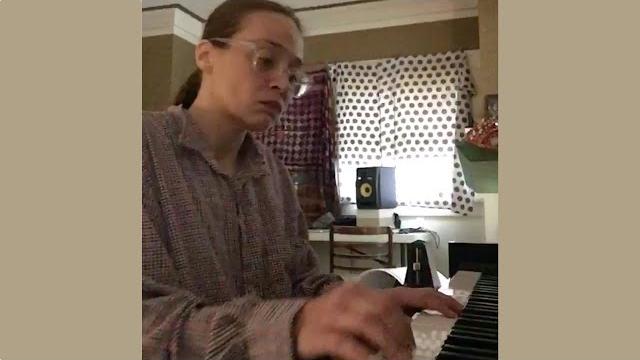 Fiona apple - happy easter! the birth of the casio drum intro on 'i want you to love me' Fiona apple - happy easter! the birth of the casio drum intro on 'i want you to love me'