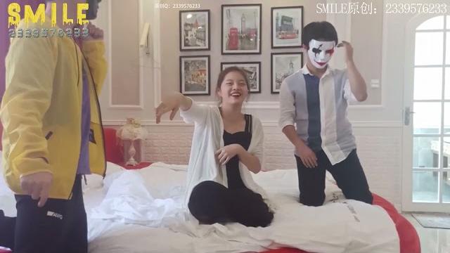 Smile第十三部团团挠脚心视频 asian girl tuantuan's tickle video Smile第十三部团团挠脚心视频 asian girl tuantuan's tickle video