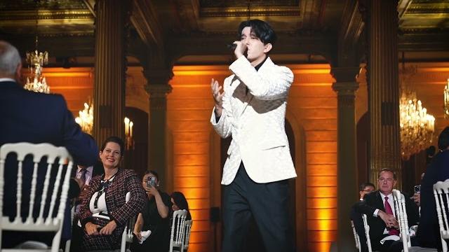 Dimash entrance, "sos" & "daididau" le palais de l'élysée, paris, france, full version Dimash entrance, "sos" & "daididau" le palais de l'élysée, paris, france, full version