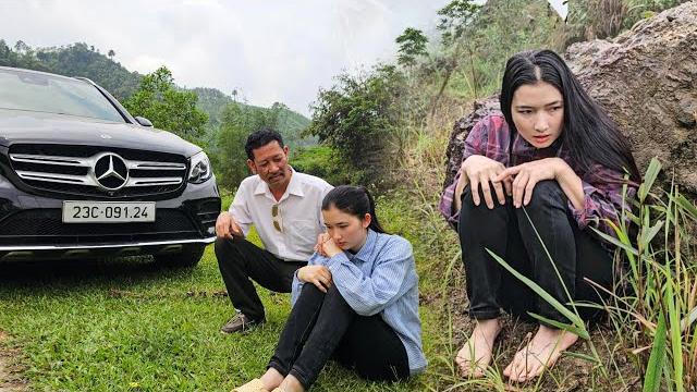 Homeless girl frightened, running away from creditors, fateful meeting with kind man under bridge Homeless girl frightened, running away from creditors, fateful meeting with kind man under bridge