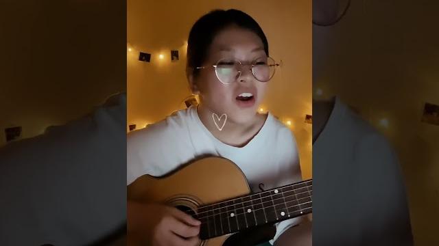 Những năm tháng dài chỉ em với em... Những năm tháng dài chỉ em với em...