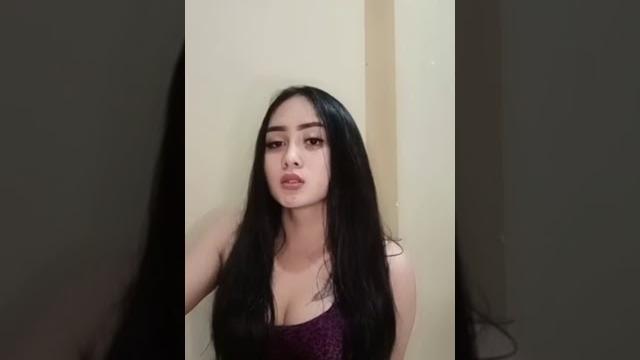 Vlog belajar goyang depan kamera Vlog belajar goyang depan kamera