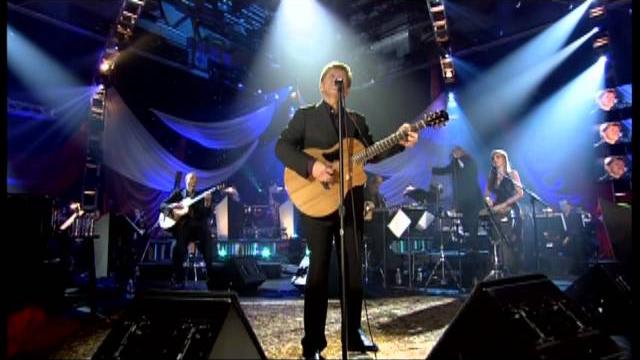 Peter cetera - if you leave me now (live) Peter cetera - if you leave me now (live)