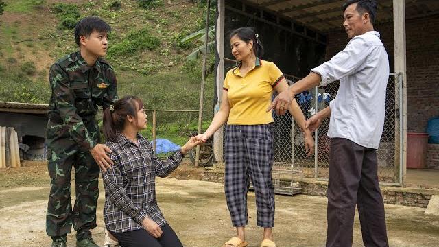 Before reporting to the police, the young soldier and the female doctor got into trouble. Before reporting to the police, the young soldier and the female doctor got into trouble.