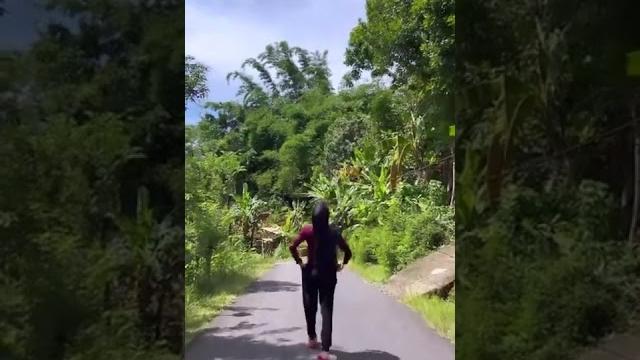 Lebat pemandanganya Lebat pemandanganya