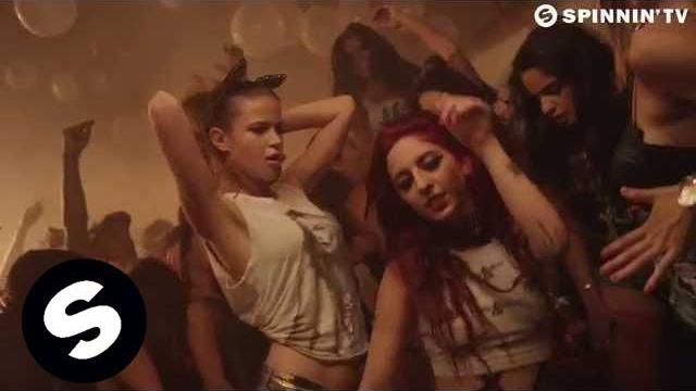 Afrojack & martin garrix - turn up the speakers (official music video) Afrojack & martin garrix - turn up the speakers (official music video)