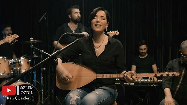 Özlem özdil - kan çiçekleri Özlem özdil - kan çiçekleri