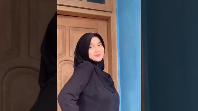 Keyraj gemoy sekali Keyraj gemoy sekali
