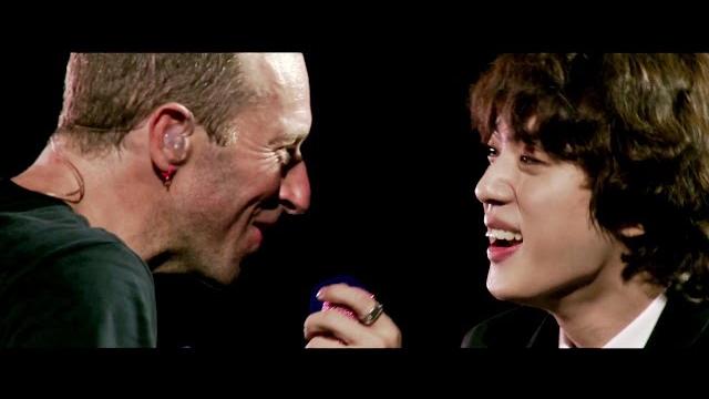 진 (jin) 'the astronaut' (with coldplay) @ coldplay’s music of the spheres tour in buenos aires 진 (jin) 'the astronaut' (with coldplay) @ coldplay’s music of the spheres tour in buenos aires